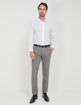 Camisa blanca pantalon gris hombre online